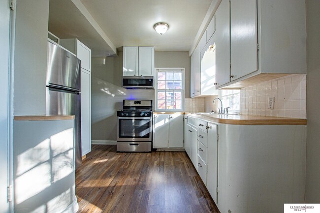 Building Photo - 2034 N 49th St