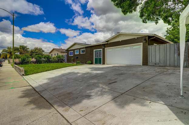 Foto del edificio - 384 Mccovey Ln