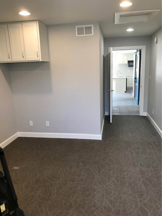 Foto del edificio - 406 Howard St