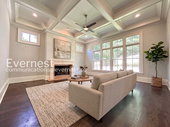 Building Photo - 5021 Heatherwood Ct