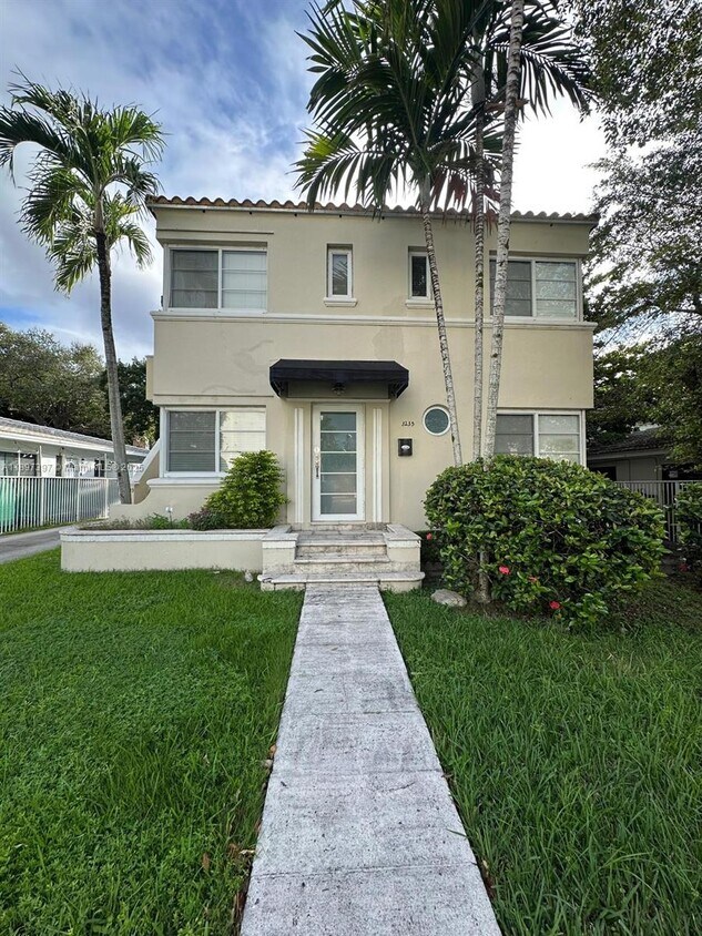 Primary Photo - 3235 S Le Jeune Rd
