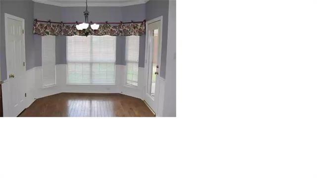 Building Photo - 3113 Buena Vista Dr