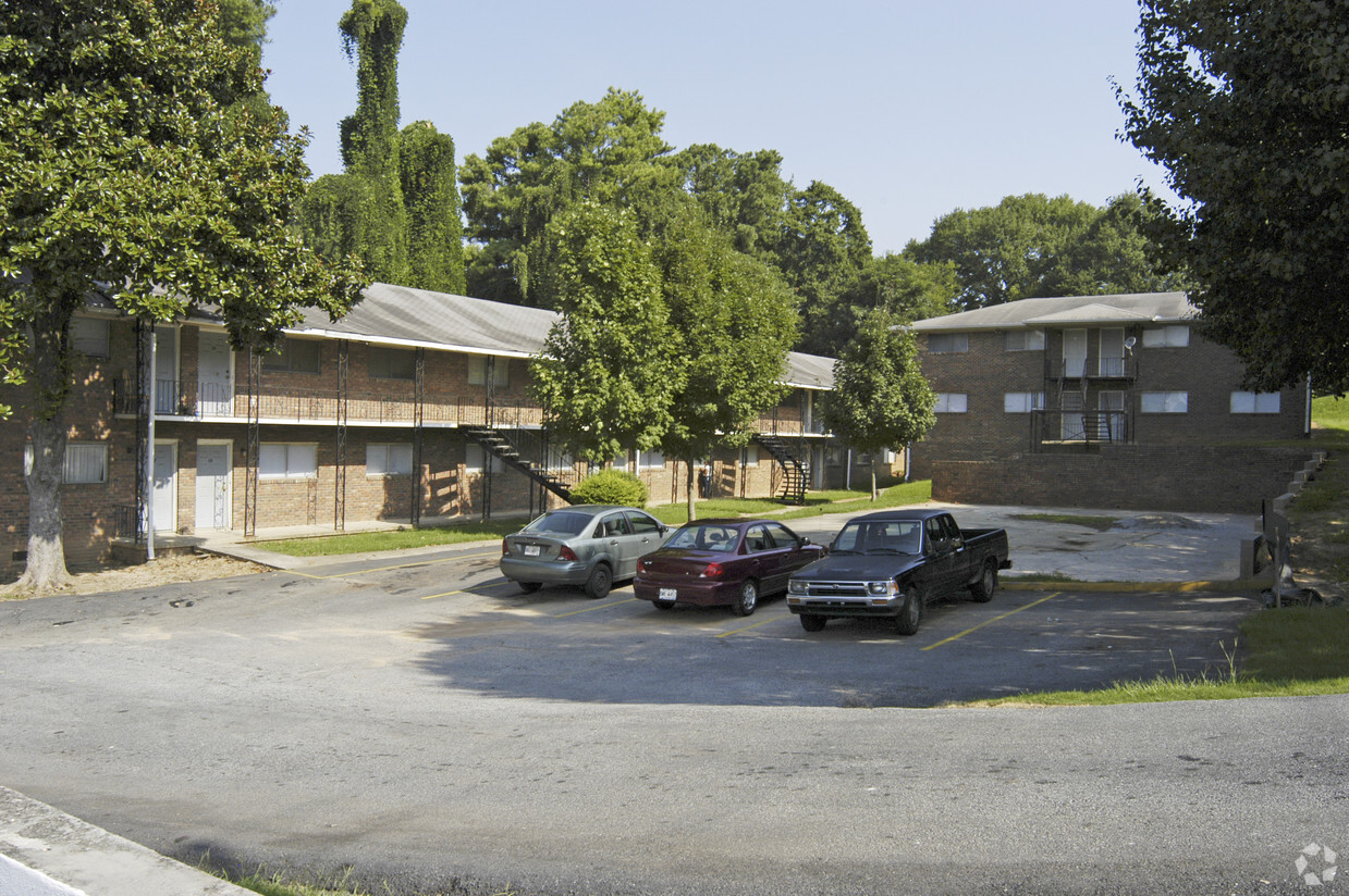 Primary Photo - Kings Point