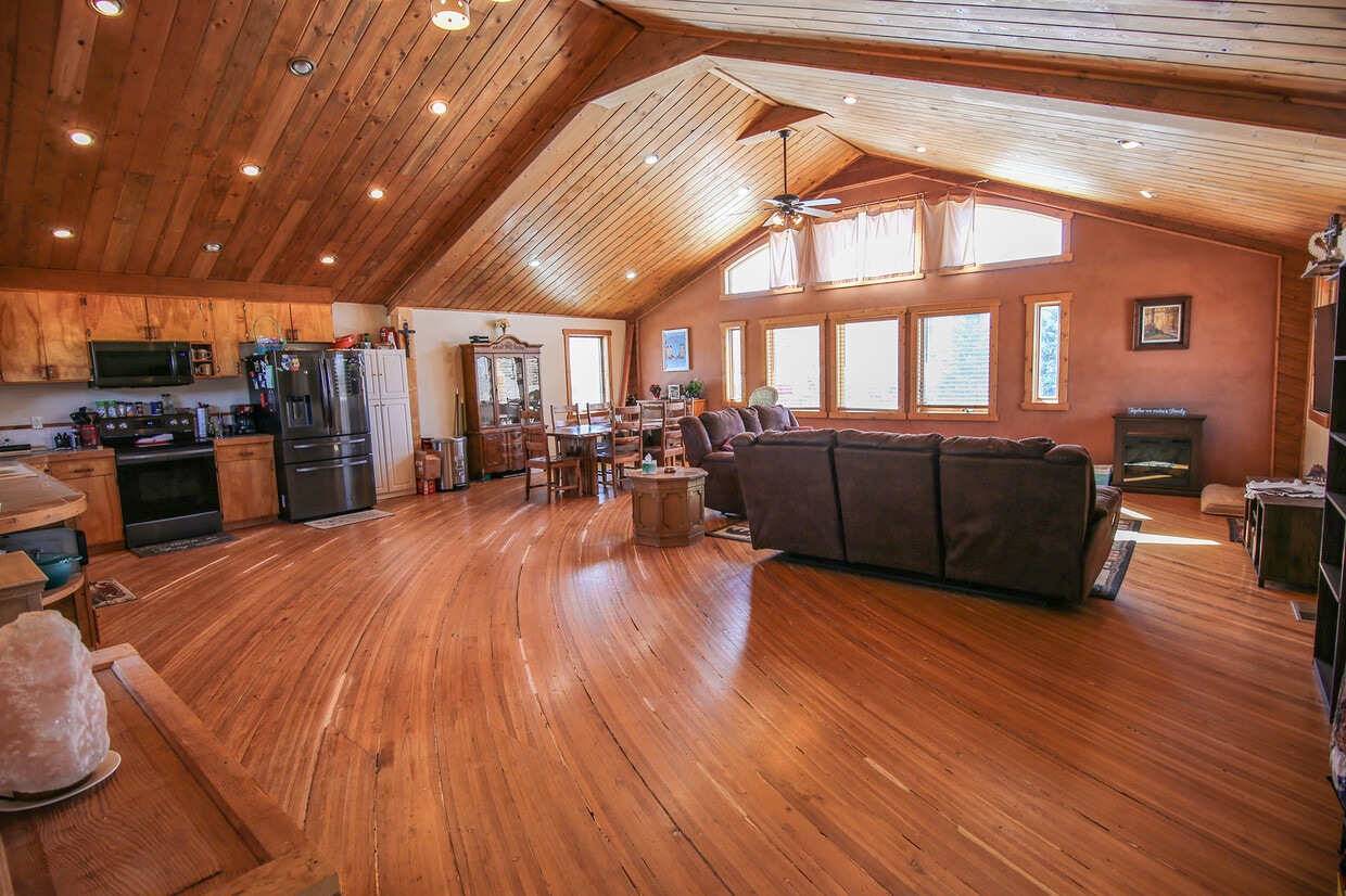 37 Sandturn Ct, Dayton, WY 82801 House Rental in Dayton, WY