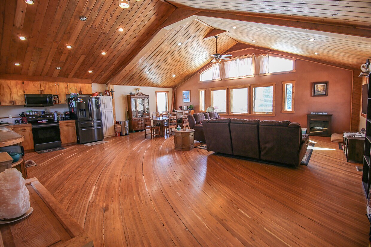 37 Sandturn Ct, Dayton, WY 82801 House Rental in Dayton, WY