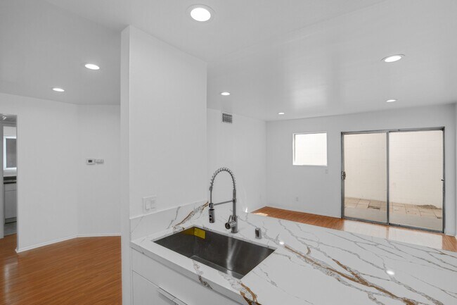 Foto del edificio - Haskell Village Apartments