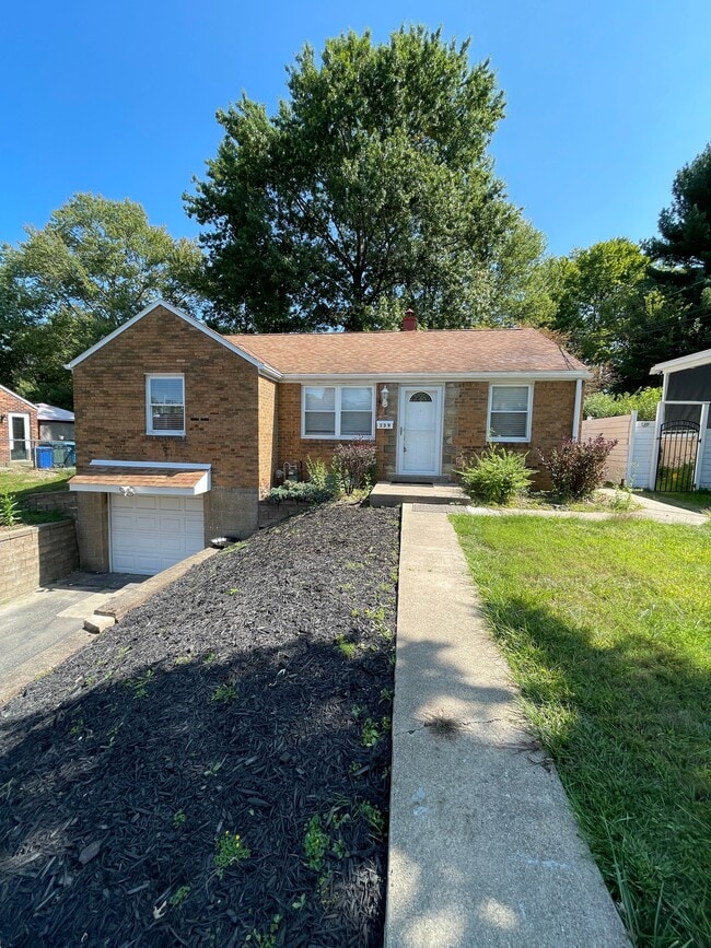 Building Photo - 139 Rodilin Dr