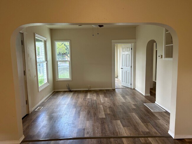 Foto del edificio - Fresh 3 bed 1 bath home
