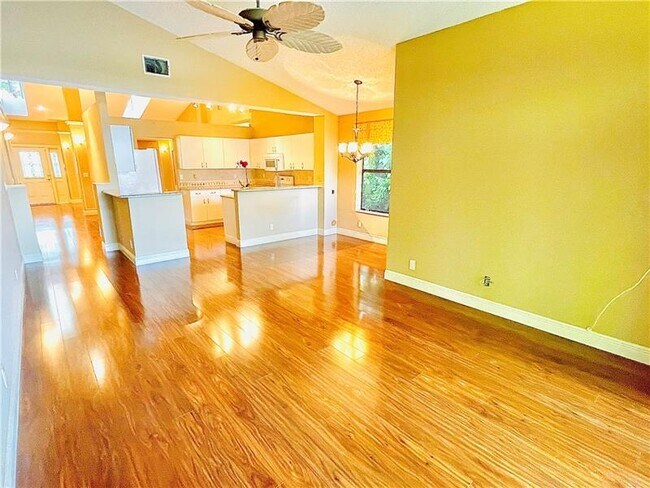 Building Photo - 6310 NW 58th Way