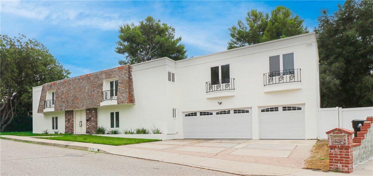 Foto principal - 16608 Park Ln Cir