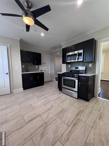 Photo - 14 River St House