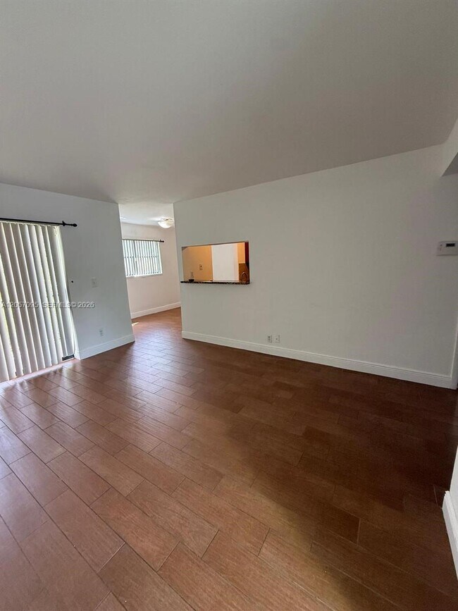 Foto del edificio - 3982 NW 87th Ave
