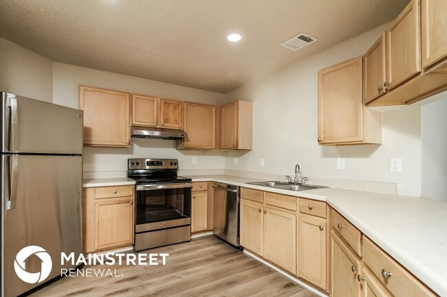 Foto del edificio - 8182 Cheryl Meadow Dr