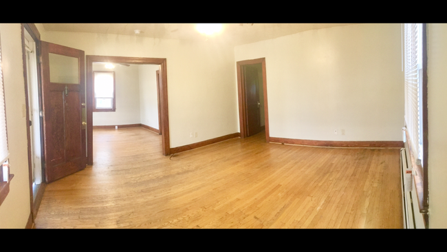 Building Photo - 708 Glenmore St