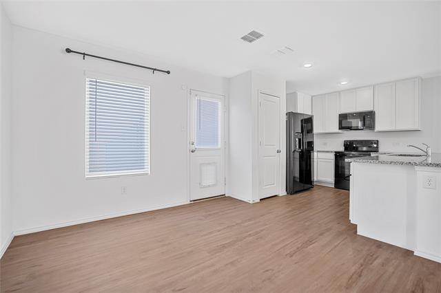 Foto del edificio - 1516 Mahogany Ln