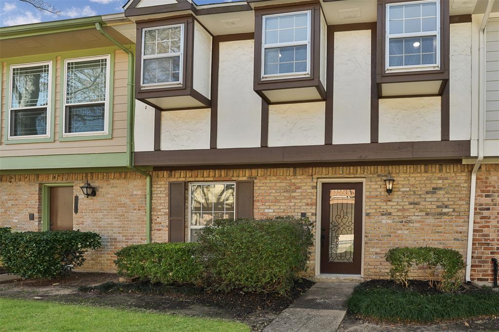 Foto principal - 14690 Perthshire Rd