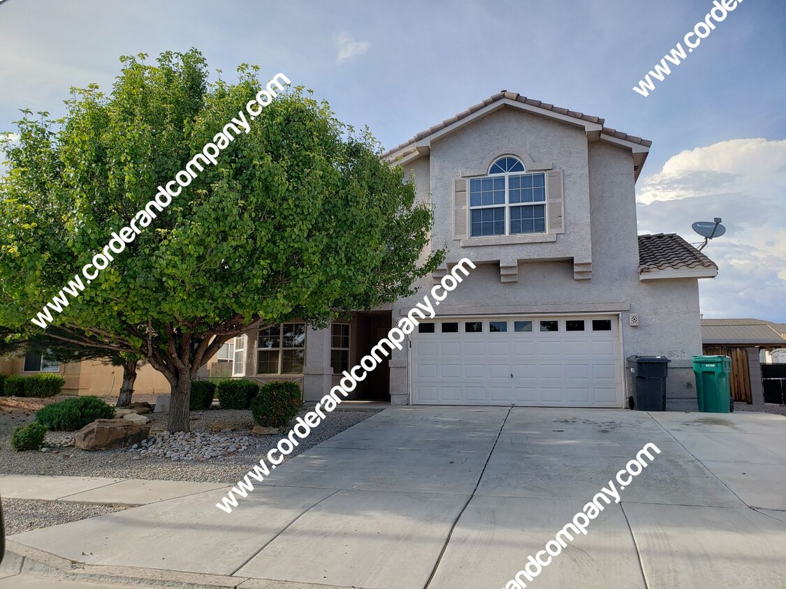 Primary Photo - Spacious Two Story, 4 Bedrooms, 3.5 Bathro...