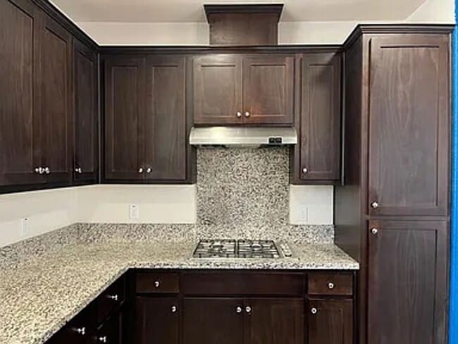 Foto del edificio - 1083 S Shields Ave