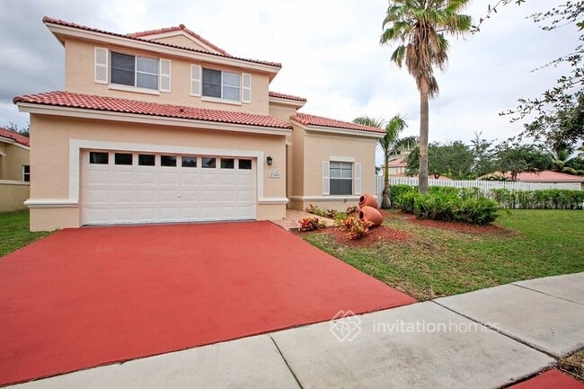 Building Photo - 3940 SW 153rd Ave