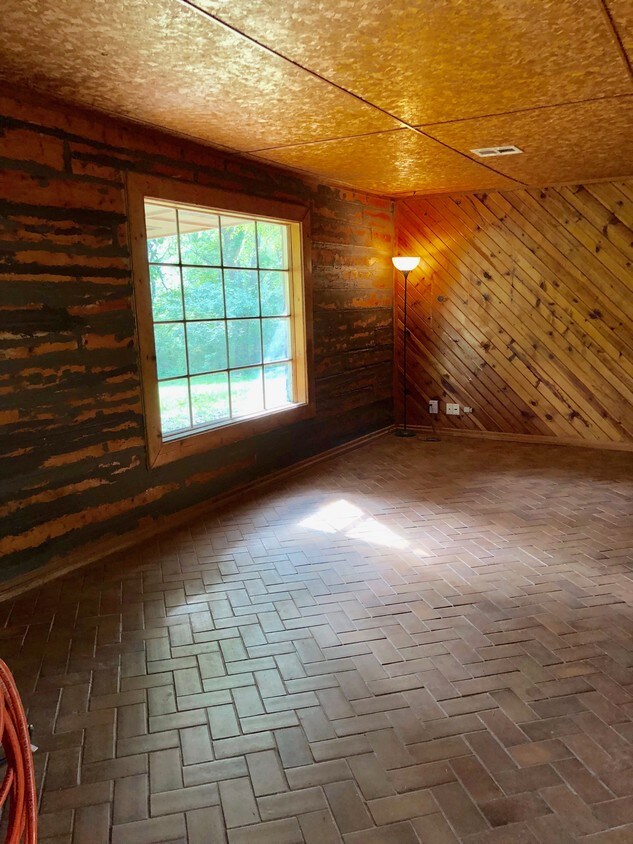 3300 Redbud Dr Unit 1, Guthrie, OK 73044 Apartment for Rent in