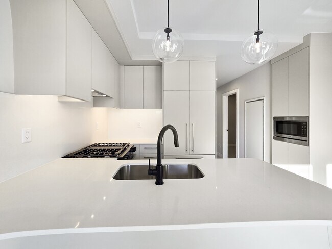 Photo du bâtiment - 8375 Broadcast Ave SW