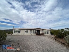 Building Photo - 1586 S Ashcreek Dr
