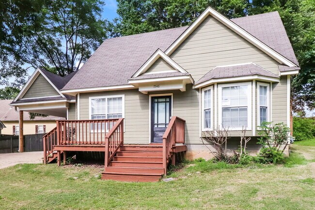 Foto del edificio - 7546 Dogwood Ln