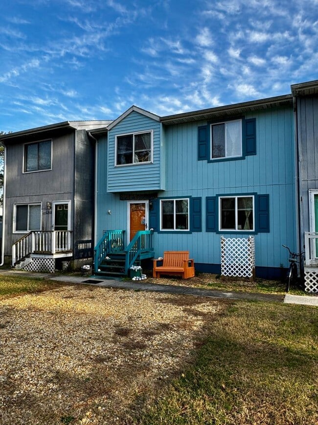 Building Photo - 5210 Deep Hole Rd