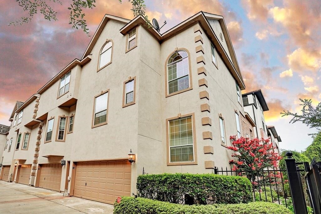 Foto principal - 1515 Oakdale St