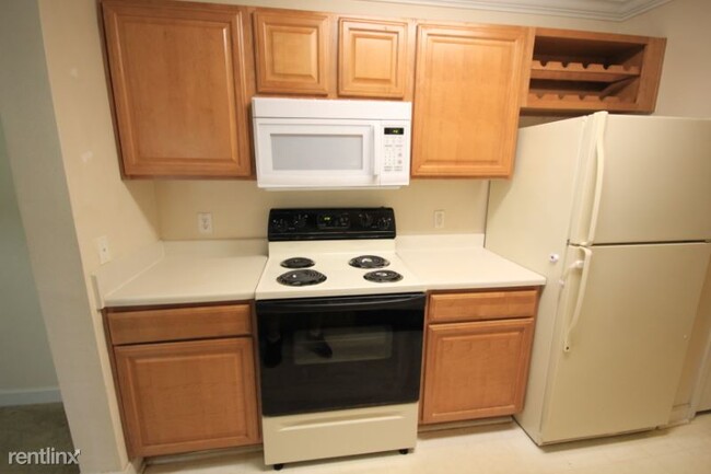 Building Photo - 2 br, 2 bath Condo - 18361 Bridle Club Dr