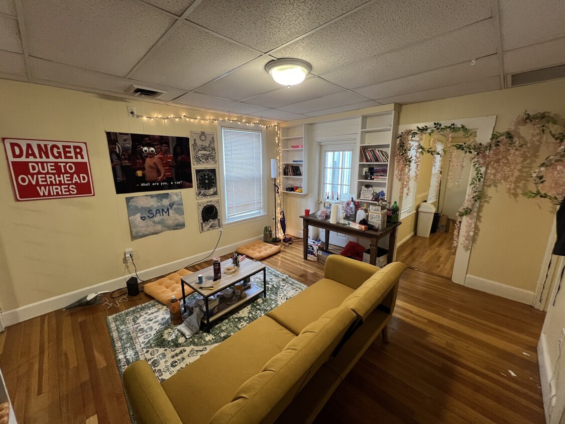 Foto principal - 361 Beacon St