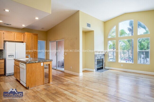 Building Photo - 11801 Miro Cir