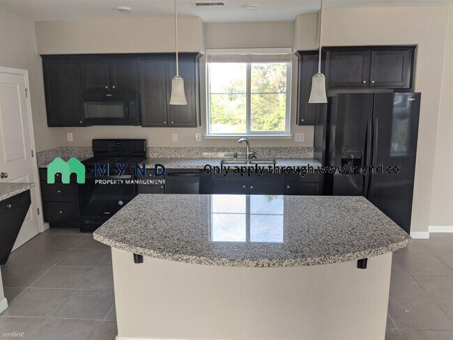 Building Photo - 3 br, 3 bath Townhome - 135 Mark Jeffrey Ln