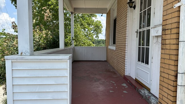 Front porch - 2006 Willow St