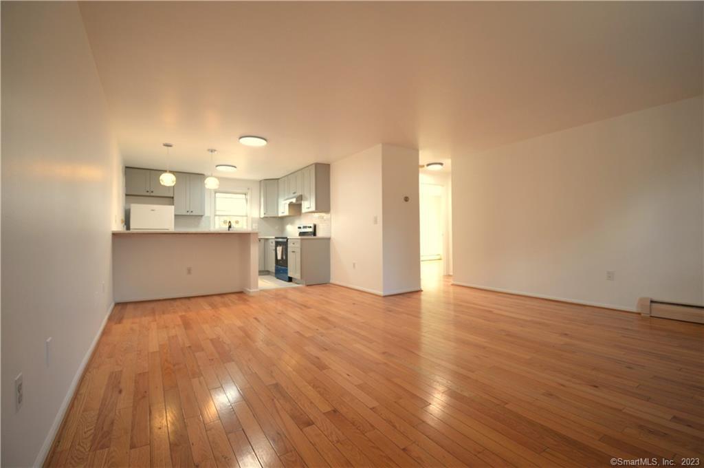 13 Grandview Dr Unit 13D, Farmington, CT 06032 Condo for Rent in