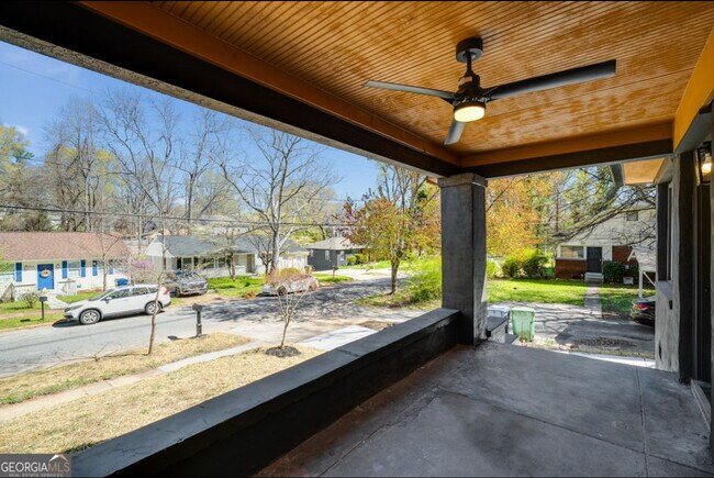 Foto del edificio - 936 Byron Dr SW