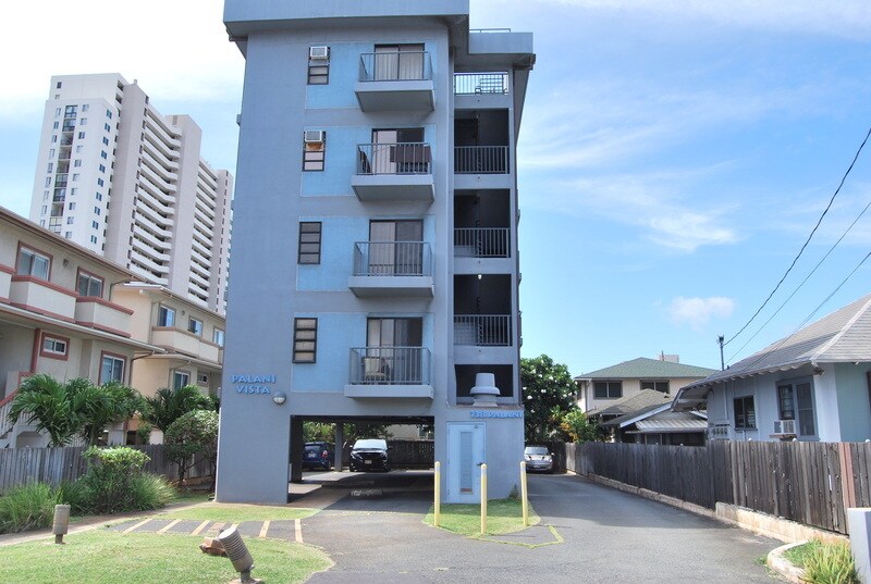 Primary Photo - 738 Palani Ave. #301