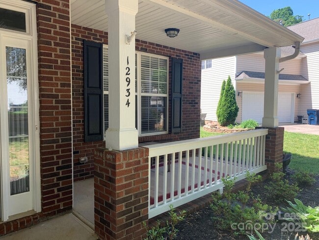 Foto del edificio - 12934 Windy Lea Ln