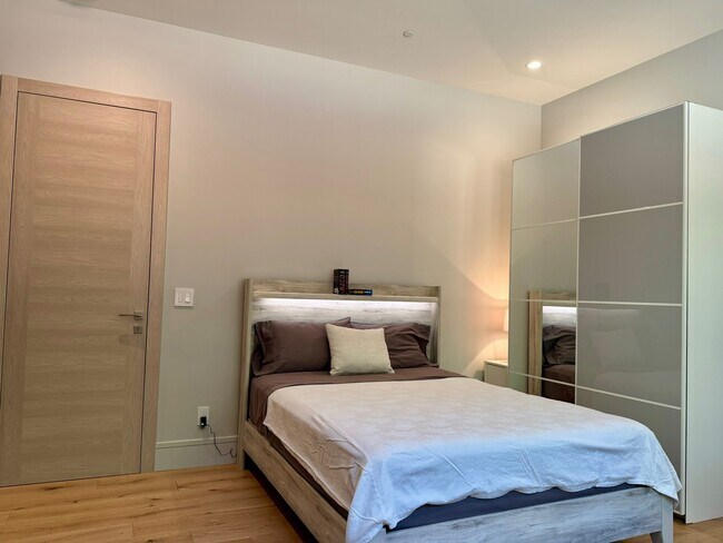 Foto del edificio - 1379 Cordelia Ave