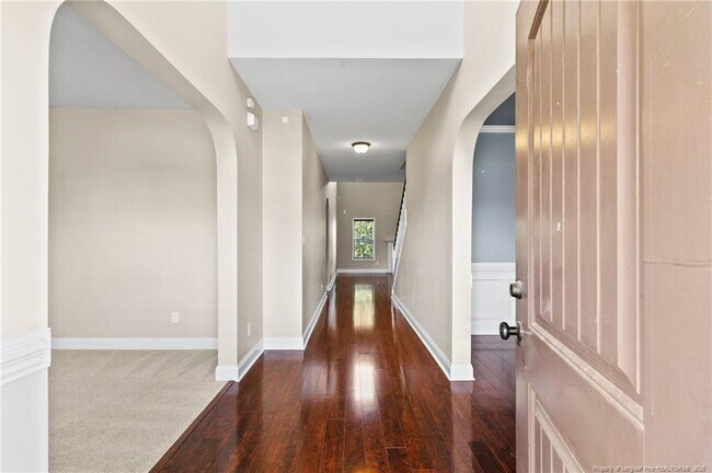 Foto del edificio - 368 Exeter Dr