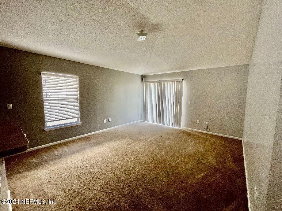 Foto del edificio - 3706 Mill View Ct