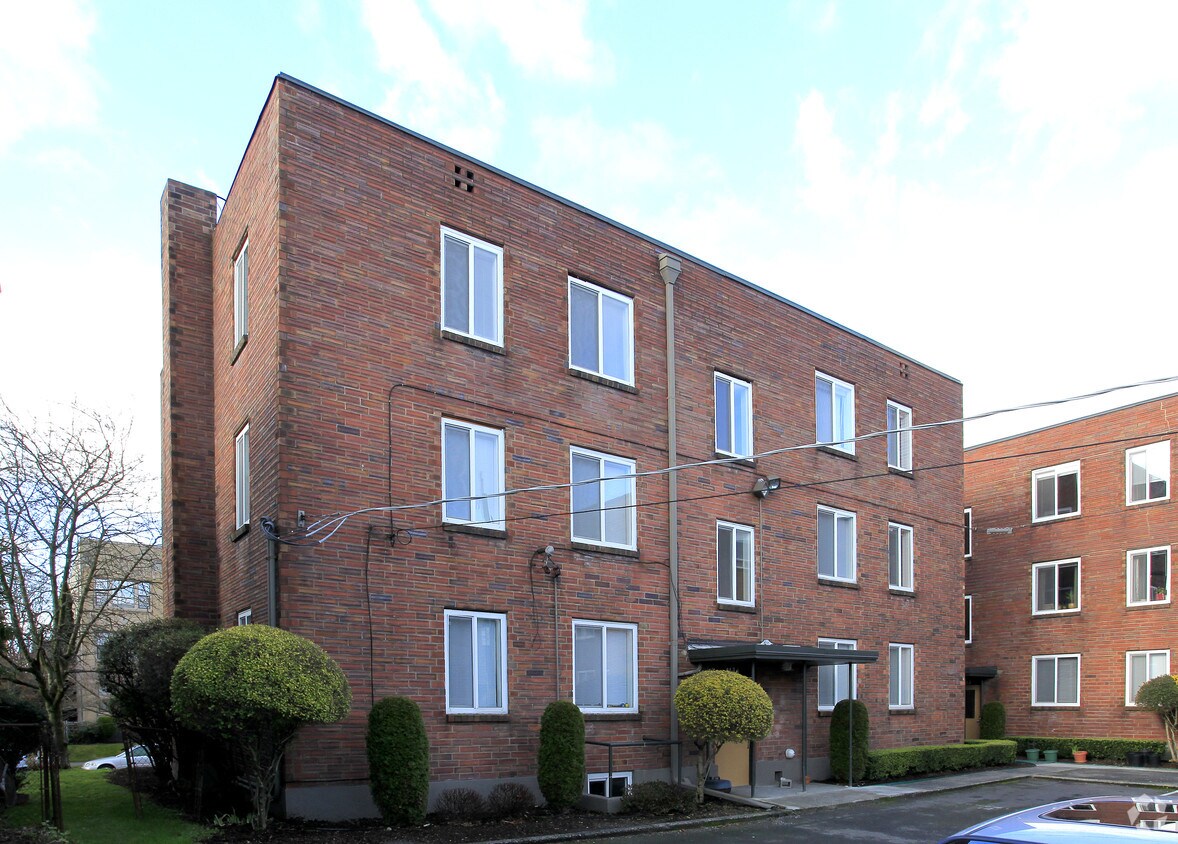 Building Photo - 1134 17th Ave