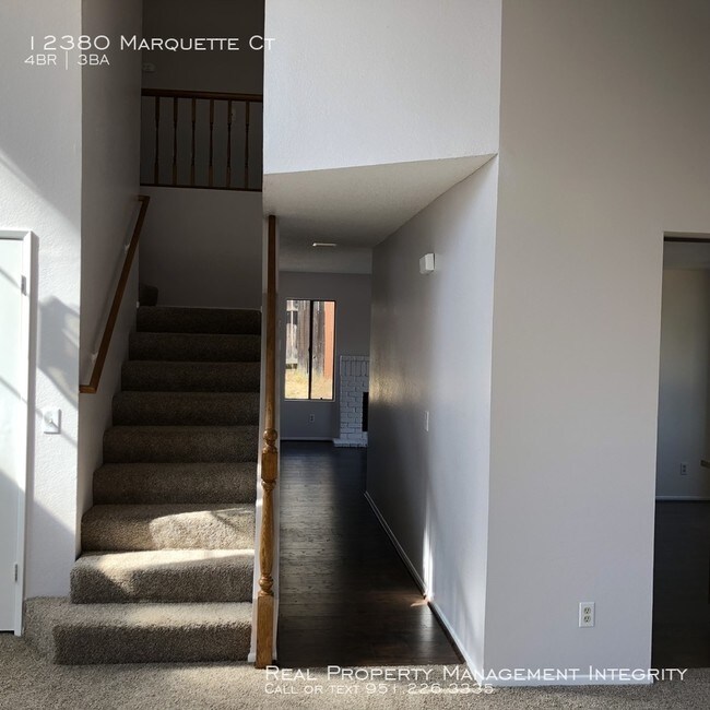 Building Photo - Adorable Home in a Beautiful Cul-De-Sac!