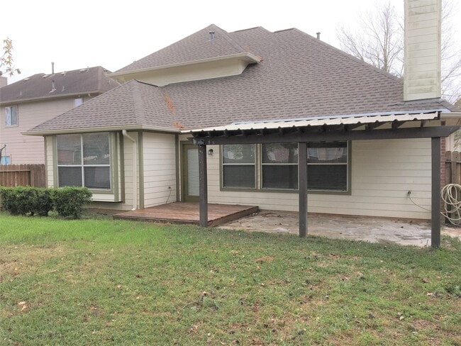 Building Photo - 2214 Valley View Crossing