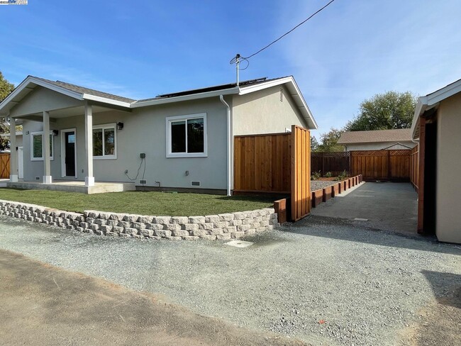 Foto del edificio - 3500 Concord Blvd