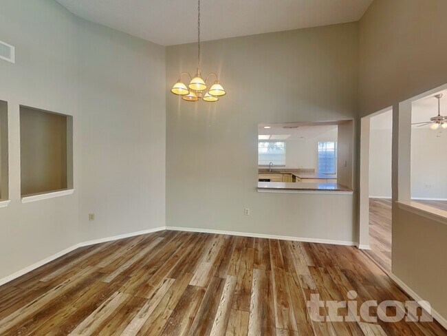Building Photo - 4944 Harbor Woods Dr