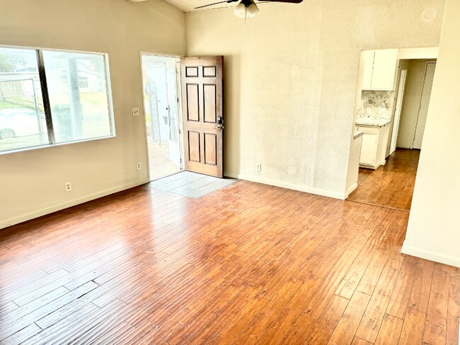 Building Photo - 3808 San Novado Wy