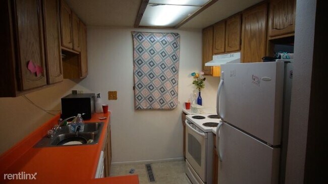 Foto del edificio - 3 br, 2 bath Condo - 291 S Hoyt St