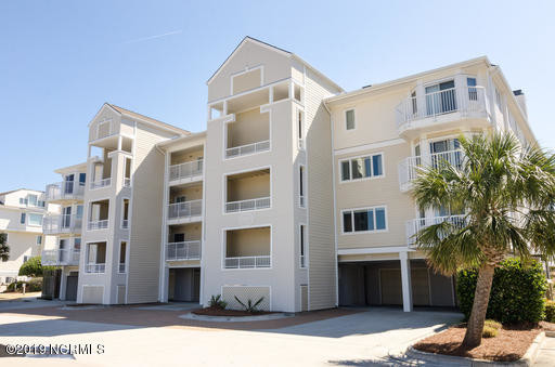 Building Photo - 2510 N Lumina Ave