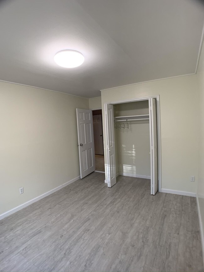 Building Photo - 1268 East 68th Street